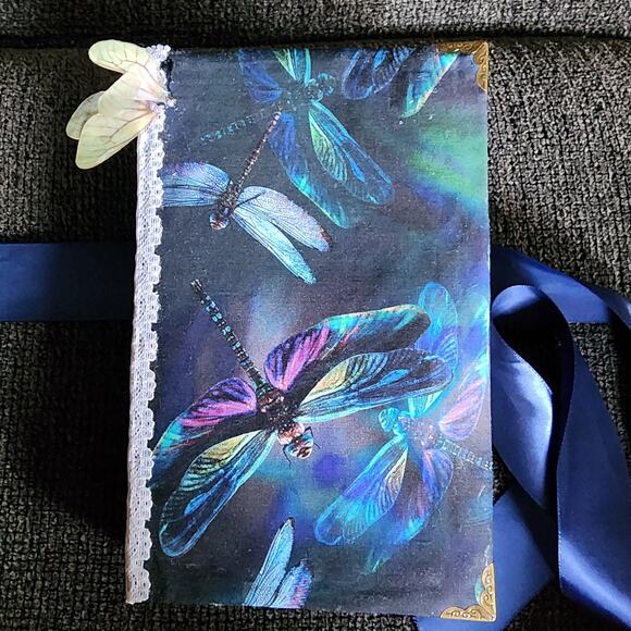 Dragon Fly/Fairy Junk Journal, 8.5in x 5.5in x 1in, 124pages - Picture 2 of 11
